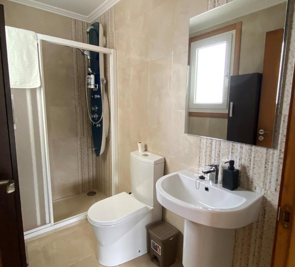 A Cuarta Ronda Apartment Мелиде Екстериор снимка